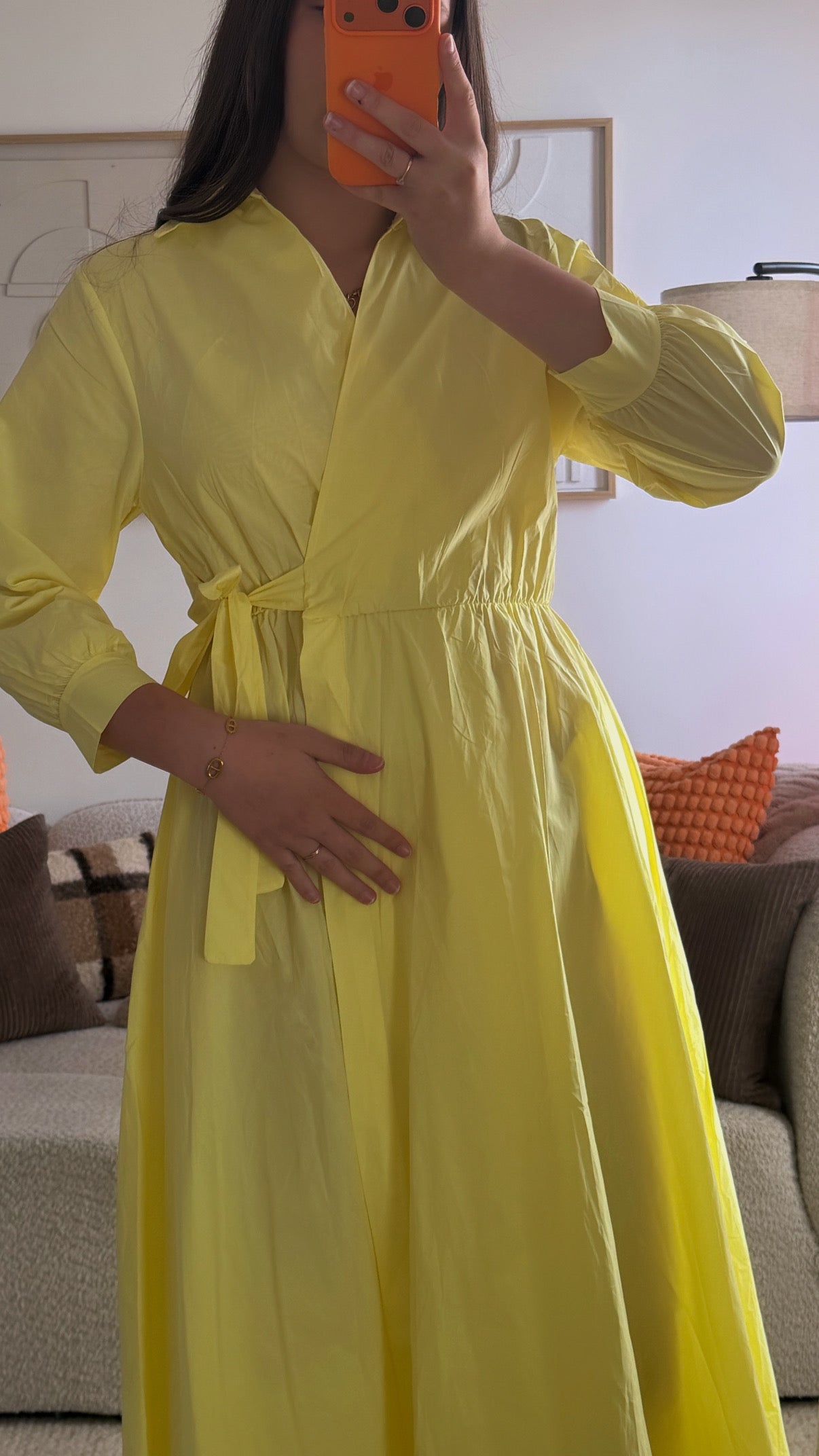 Yellow dress with tie fastening